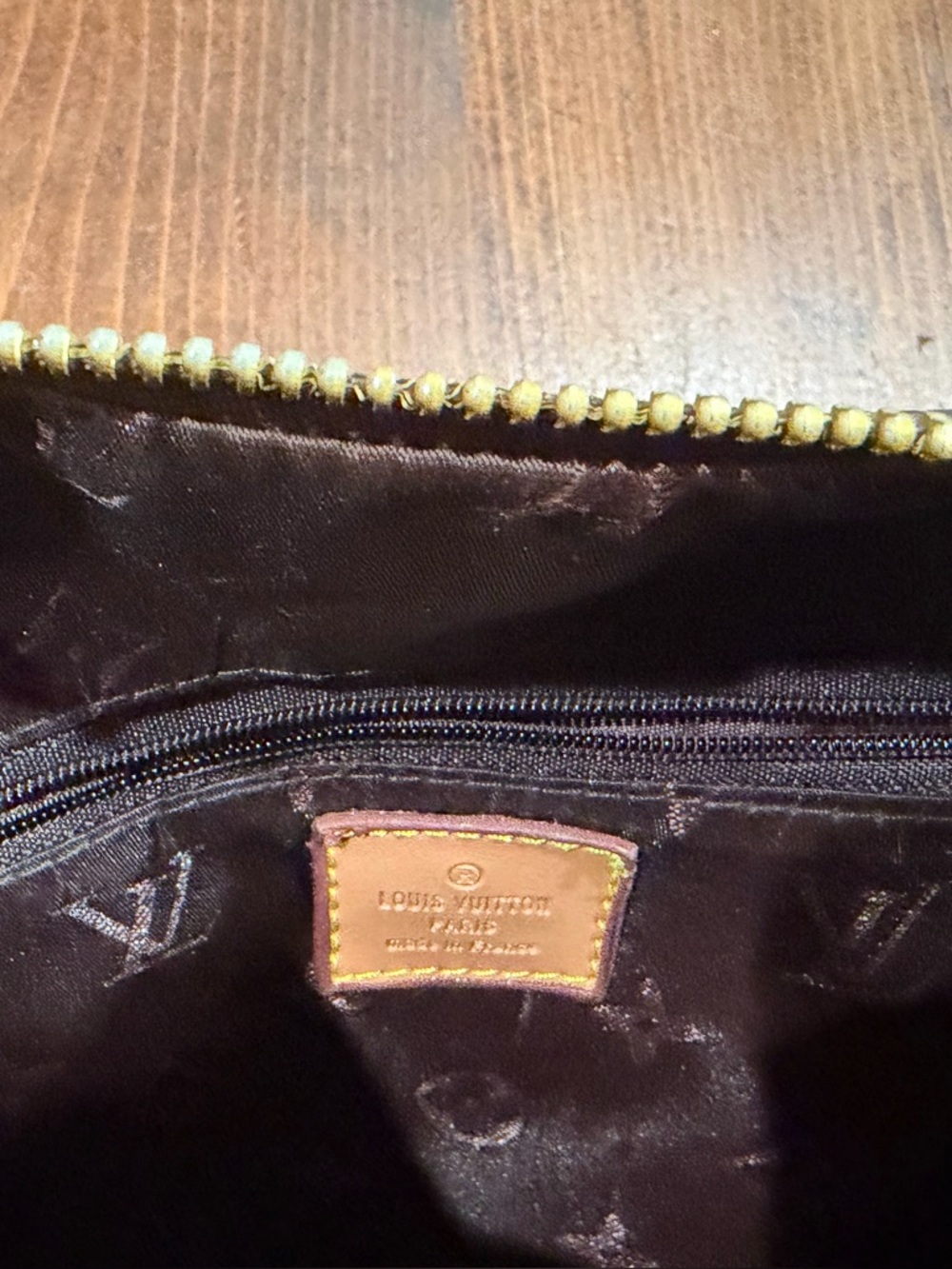 Designer-Style Cherry Print Brown Satchel Bag - Picture 4 of 4